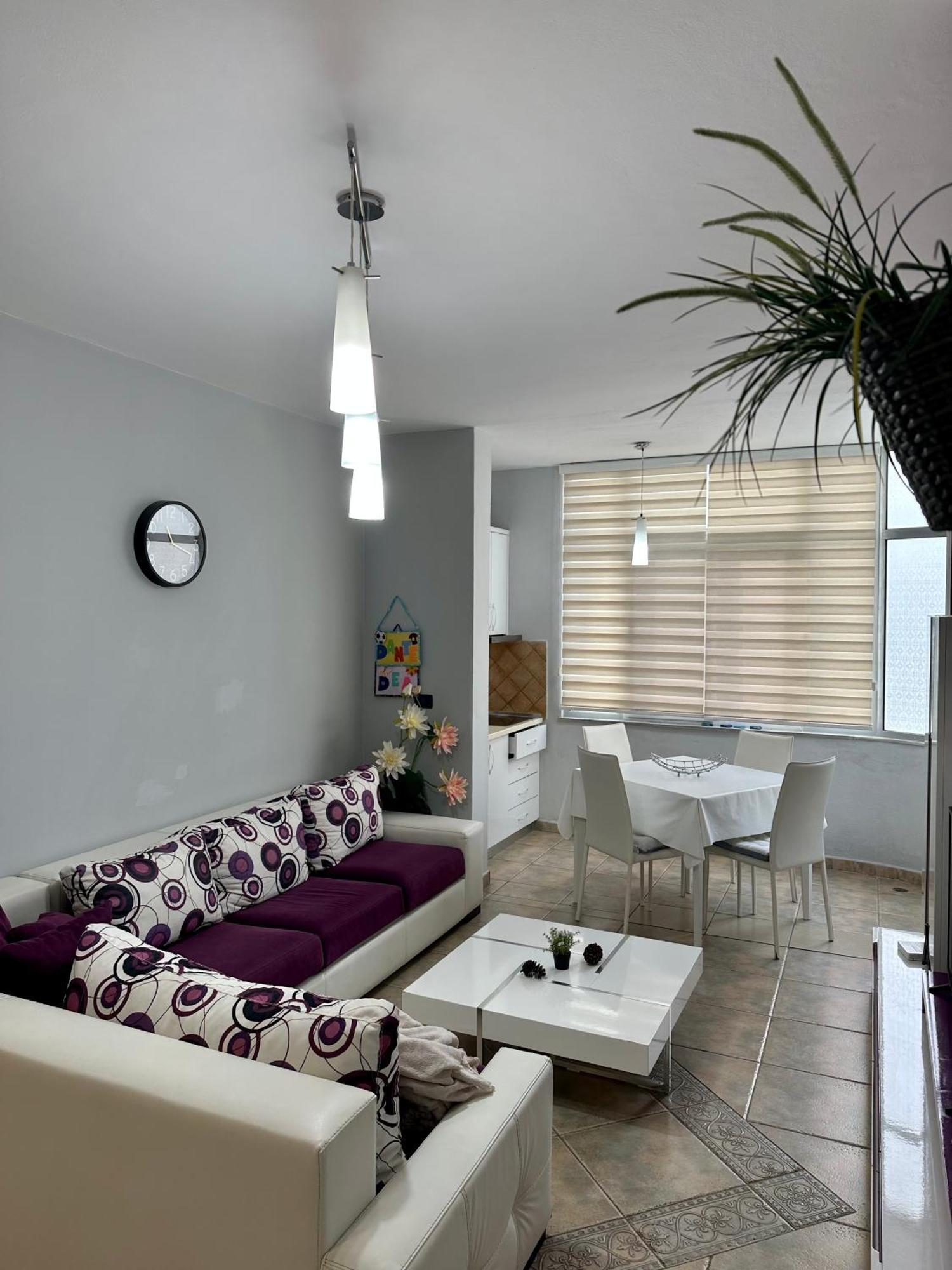 Beachfront Bliss Durres Exterior photo